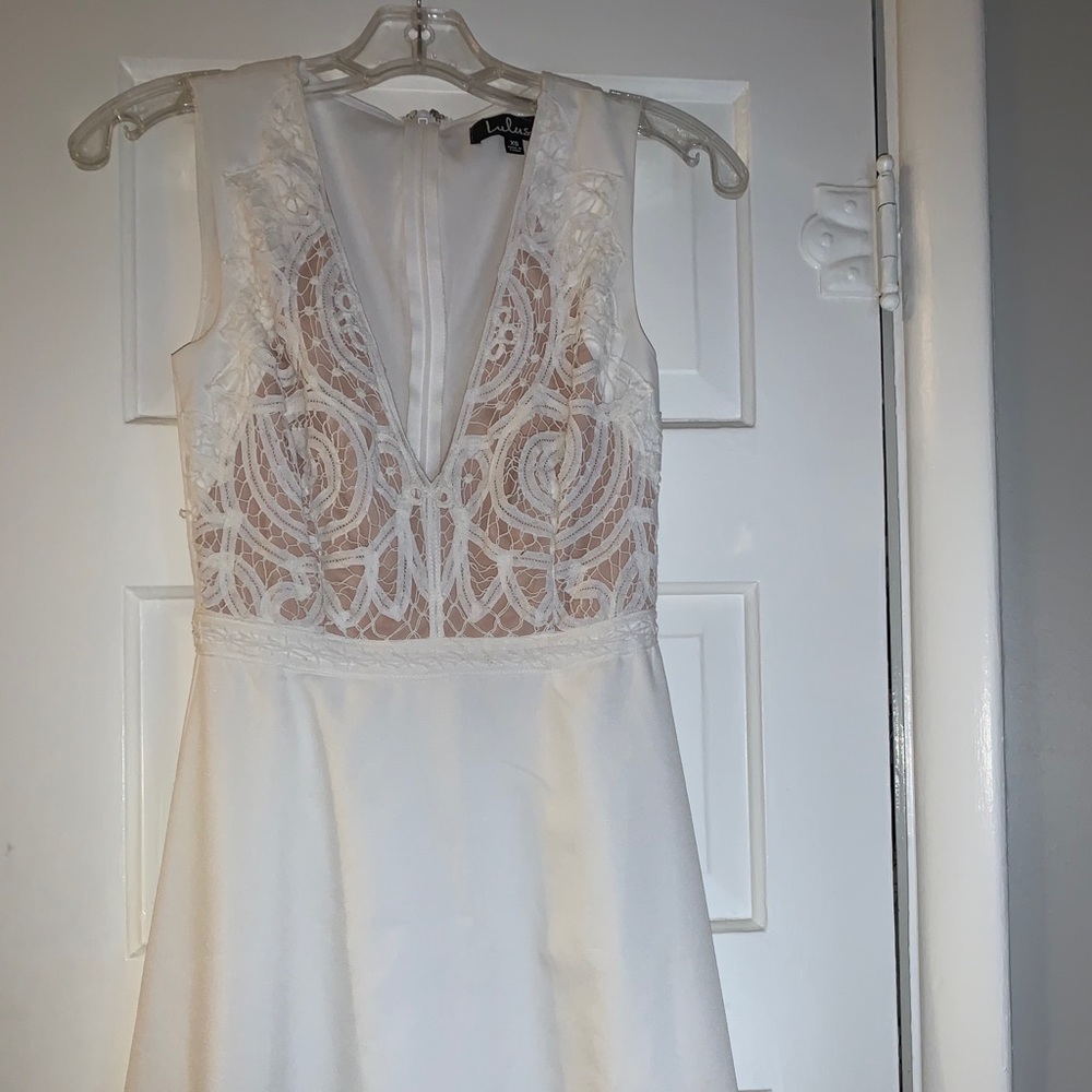 White lace dress